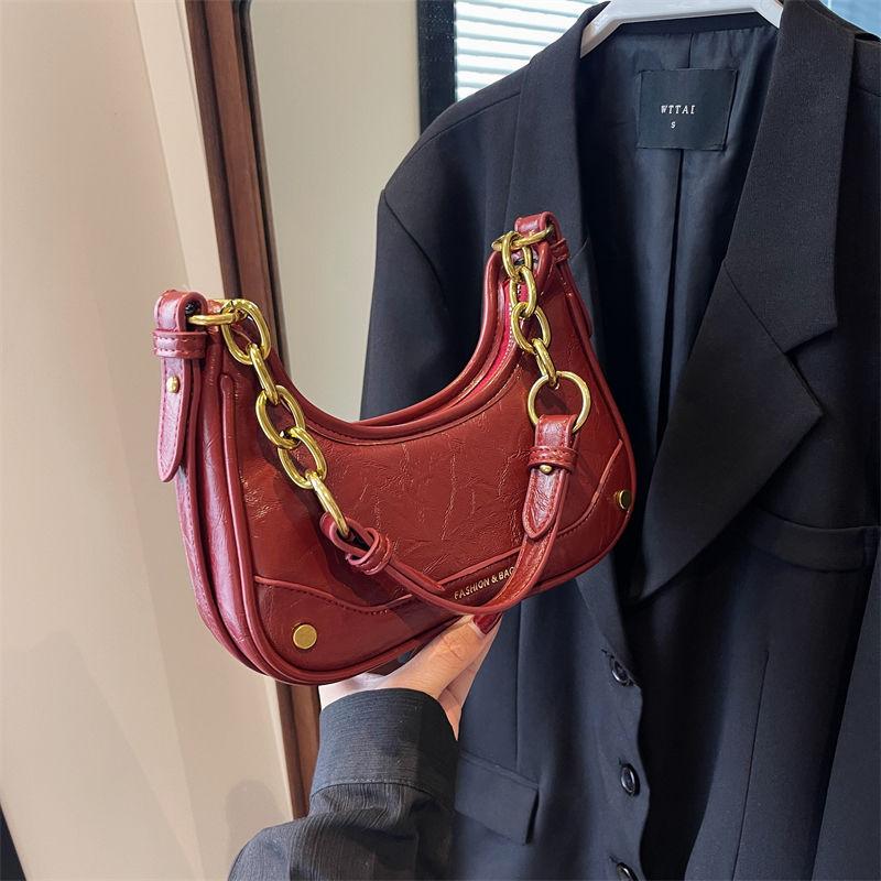 Popular red small bag women's spring and summer new versatile chain shoulder armpit bag wedding bride messenger bag