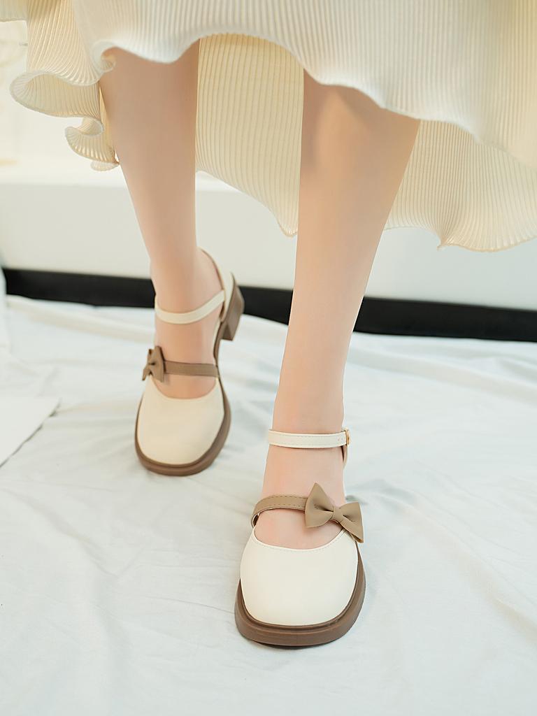 Comfortable Little Leather Shoes for Women 2025 Spring New Style French Beautiful Small Heel Shoes