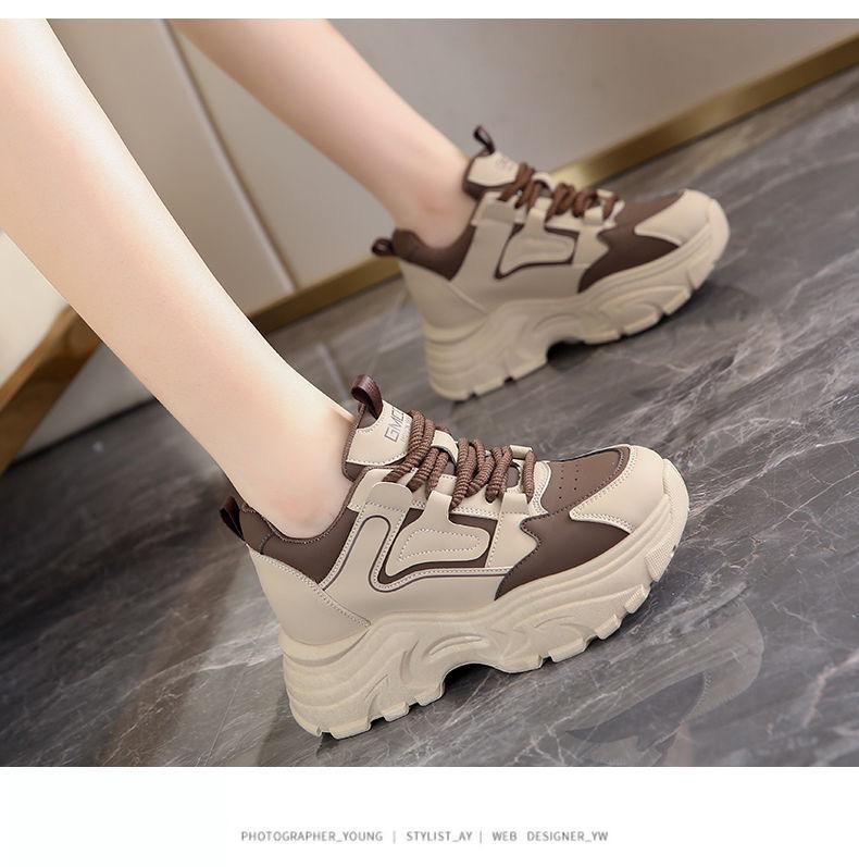 Women's 2025 Trendy Dad Shoes: Thick-Soled, Lightweight, Height-Boosting Sneakers for Spring & Fall.