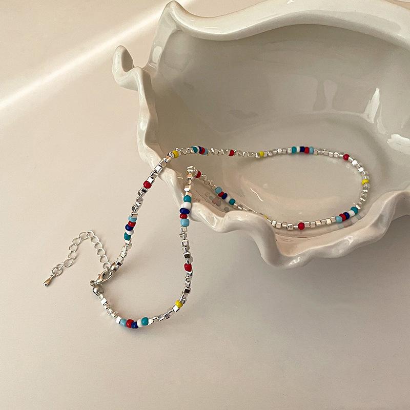 Новое Цветное Бусины Чокер Ожерелье Корейская Мода Простой Цветной Ошейник Короткая Цепочка Ручной Работы Женское Ожерелье Женщины Девушки Украшения