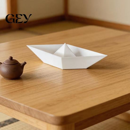 Smooth Surface Sculpture 3D Printed Origami Boat Model, Minimalist Paper Desk Childhood Nostalgia Ornament Figurine for Home Office Desktop,