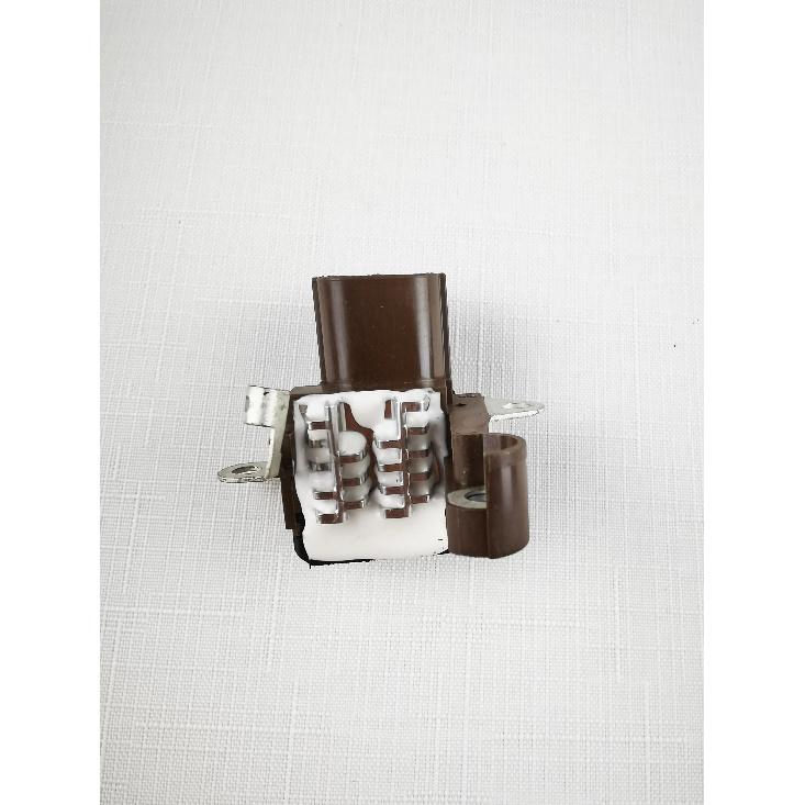 Alternator Regulator IC CUTOUT B3-N6015 1266000150 IN6015 VRH200591 YR6161 330959 For Lexus Toyata Ford Volvo
