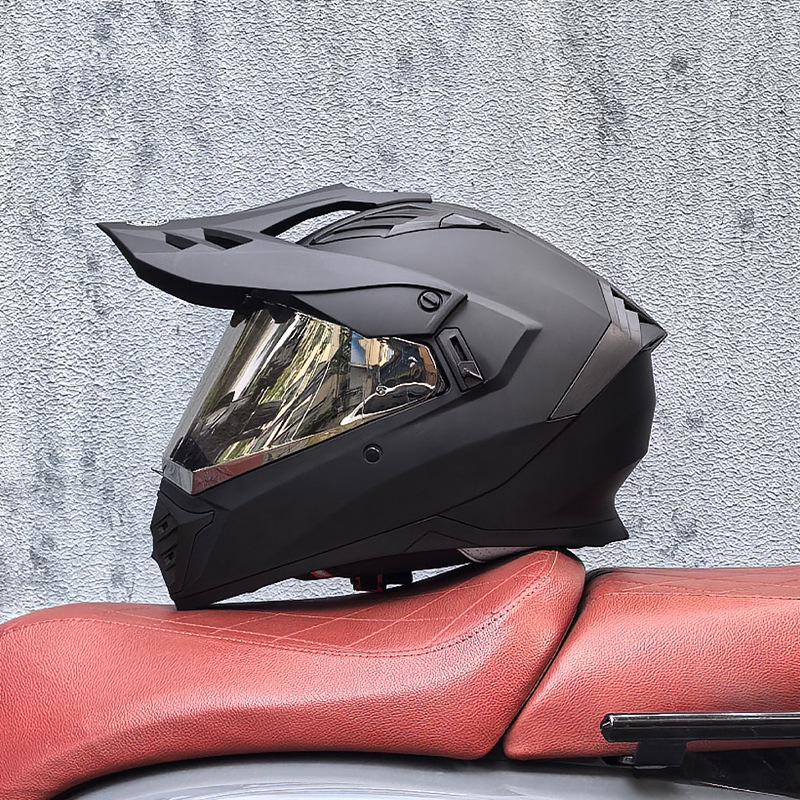 Unisex Motorcycle Rally Helmet with Single Visor for Road and Off-Road Long Distance Travel