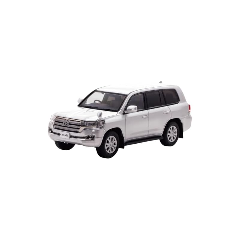 Хико Семь (КАРНЕЛ) 1/43 Toyota Land Cruiser 200 AX G selection (URJ202) Модель 2015 года, серебристый металлик, артикул CN431508