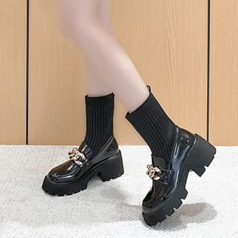 Модная обувь для женщин 2024 года, модные женские туфли-лодочки с круглым носком, цепочкой, однотонные, средней длины, на платформе, на толстом каблуке