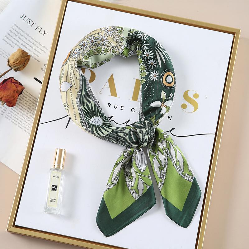 Luxury Spring New Imitated Silk Scarf Women Fashion 70cm Print Square Scarf Soft Satin Headband Shawl Wrap Hijab Foulard Ribbon