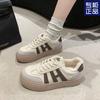 Retro Velvet Warm Moral Training Shoes Women's 2025 Winter New Platform White Shoes Versatile Casual Sports Board Shoes