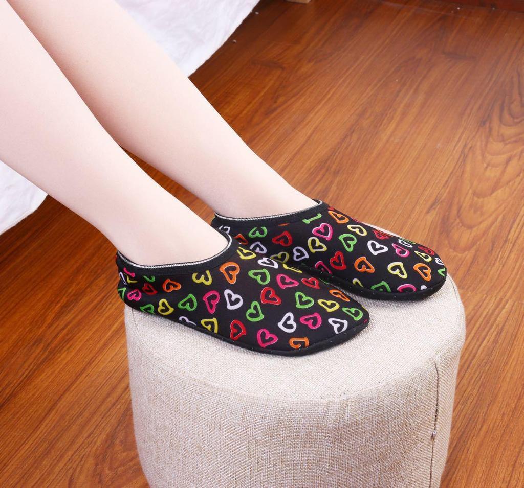 Women's Anti-Slip Indoor Floor Socks with Warm Velvet Lining and Cute Prints for Home and Early Childhood Education