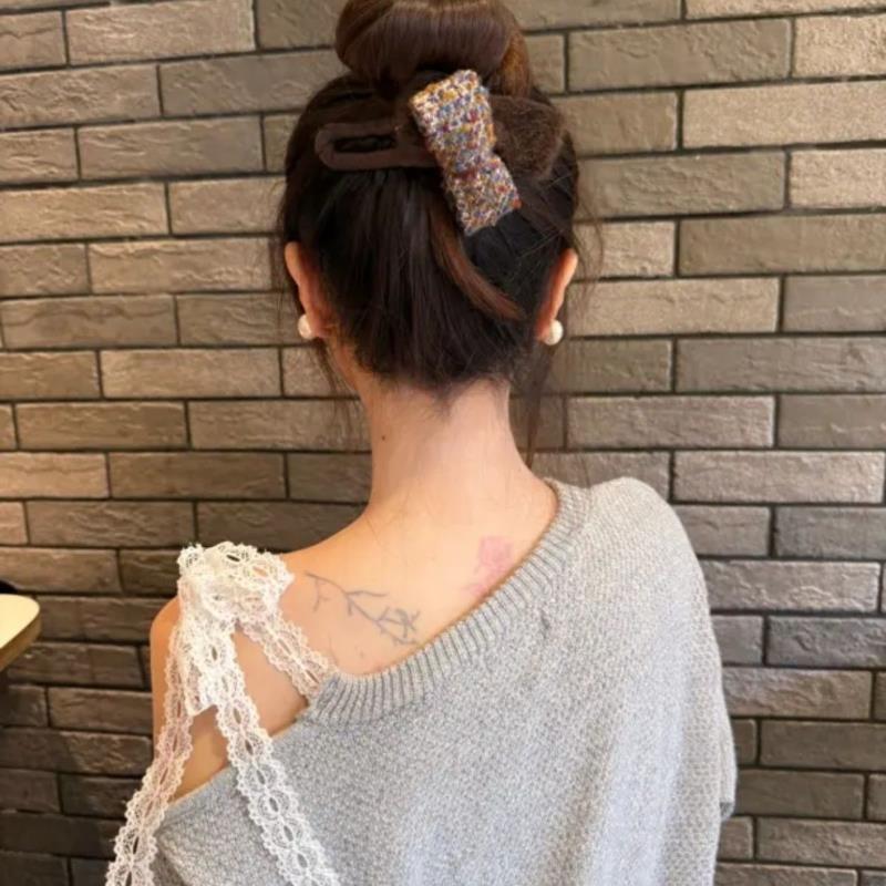 Autumn Winter Chic Bow Fluffy Hair Claw Elegant Women Back Head Shark Clip Fashion Hair Accessories