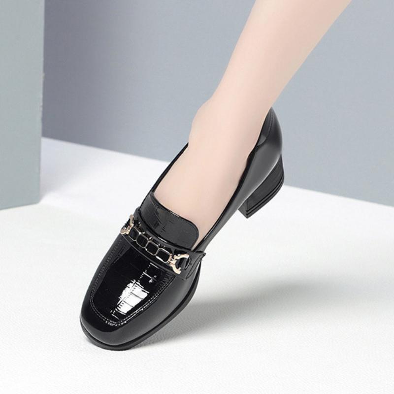 Spring and Autumn Women's Trendy Soft Leather Comfortable Soft-soled Leather Shoes Red Casual Shoes