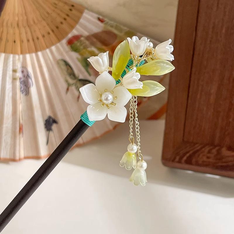 High-End Retro Chinese Tassel Hairpin for Women - Versatile Alloy Hair Clip for Elegant Updos