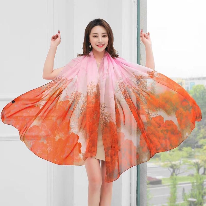 Шелковый шарф для лета Универсальный марлевый шарф для женщин Тонкий летний Очень большой Защита от солнца Тонкое пляжное полотенце Шарф-шаль с градиентом цвета