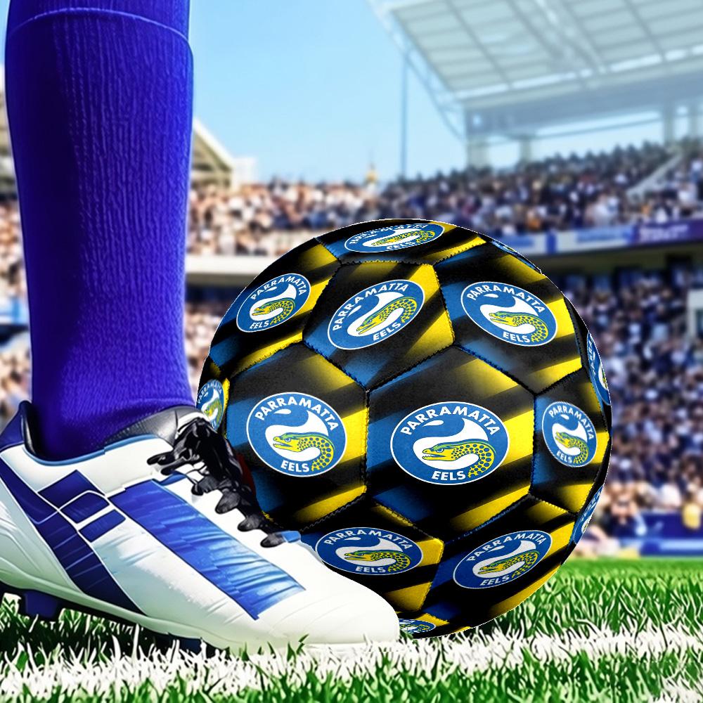 Parramatta Eels Team Crest Soccer Ball Size 5 Soccer Ball, Machine-stitched, Durable, Suitable for Training and Matches Fan Gift