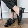 Fashion Luxury Brand Men Pointed Toe Leather Shoes Loafers Tassel Design British Style Black High-quality Shoes Slip On Mens Dress Shoes