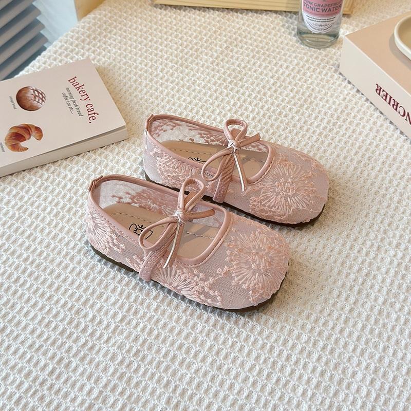 Дышащие туфли-балетки из кружевной сетки для девочек с бантом, весенне-летние детские туфли, стильные удобные балетки для девочек