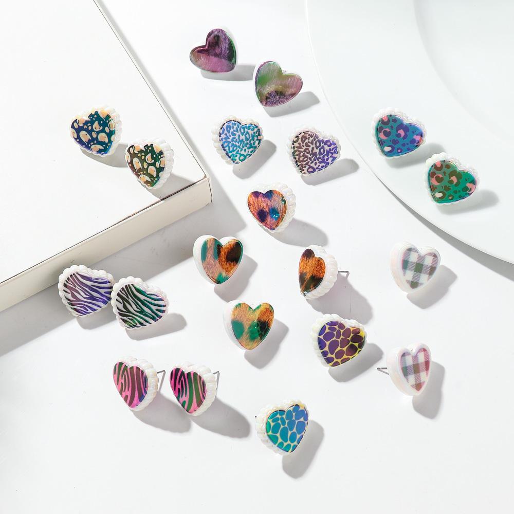 3pair/set Leopard Heart Acrylic Stud Earrings for Women New Metallic Color Small Love Peach Earring Valentine's Day Jewelry Gift