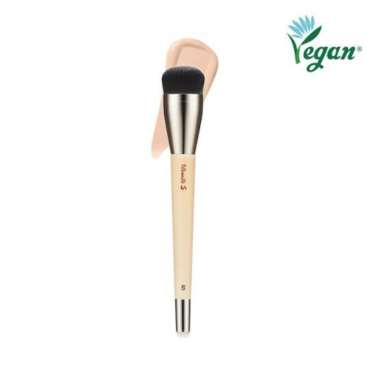 Кисть для нанесения тональной основы FiliMilli S Full Cover 825