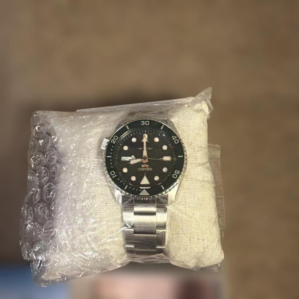 Used unused SEIKO 5 Sports SRPD63K1 automatic watch