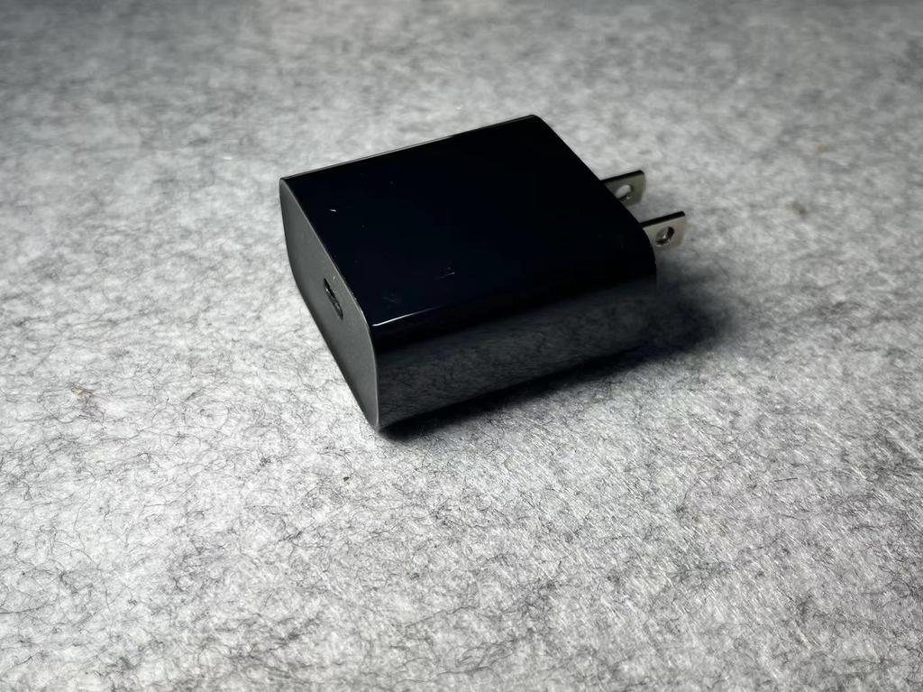 Быстрое зарядное устройство PD 20 Вт, настенный адаптер USB-C для iPhone 17 16 Pro Max 15 Pro Max, iPad, Air, Mini 6, компактное, безопасное, с вилкой США