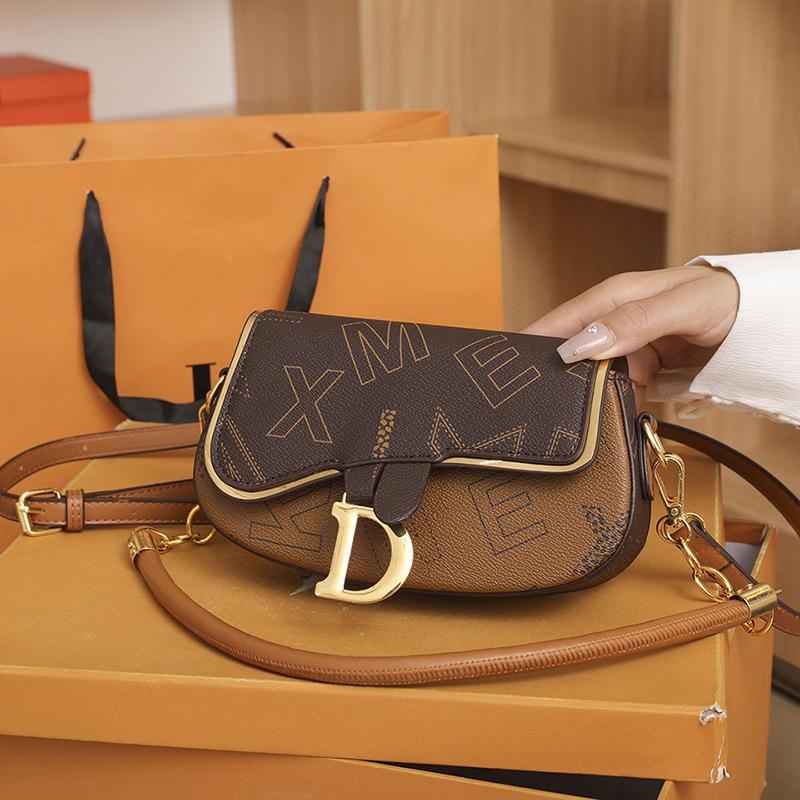 Роскошная дизайнерская сумка Сумки через плечо для женщин Сумка через плечо Повседневная универсальная квадратная сумка Сумка-подушка