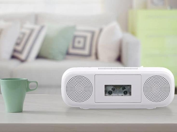 Toshiba TY-CDS8(W) CD Radio Cassette Recorder (White)