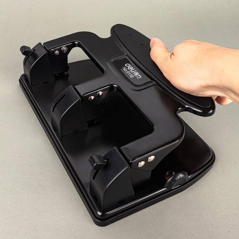 Deli 0116 Three-Hole Desktop Punch