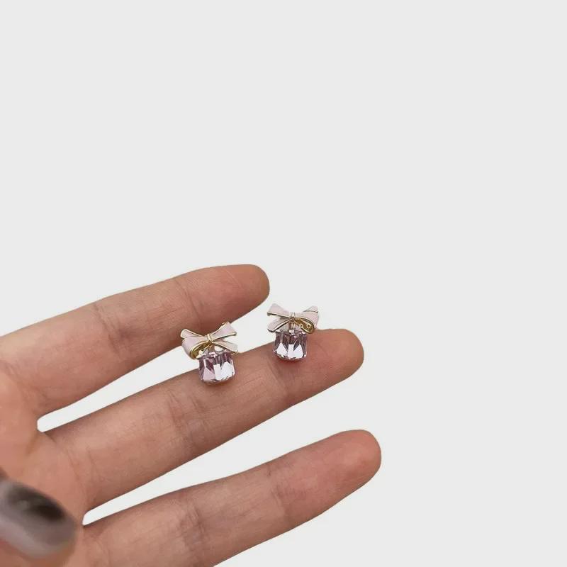 «Элегантные розовые серьги-бантики с цирконами — игла из серебра 925 пробы, шикарные и милые для женщин»