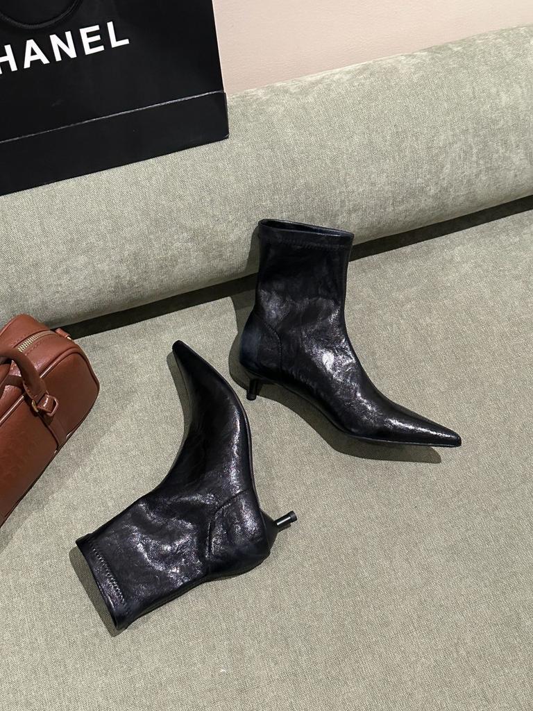 2025 Autumn and Winter Design Sense Thin Heel Pointed Low Heel Boots Fashion Short Boots