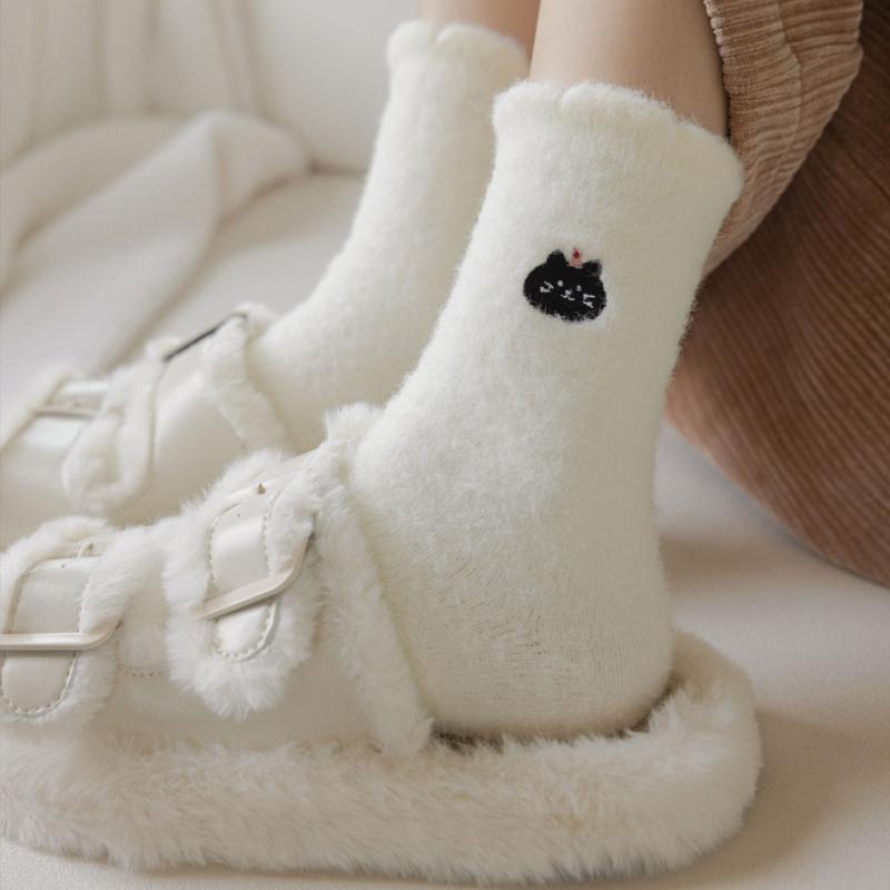 Cartoon Mink Velvet Thick Women's Socks Thick Fleece White Mid-tube Socks Winter Socks