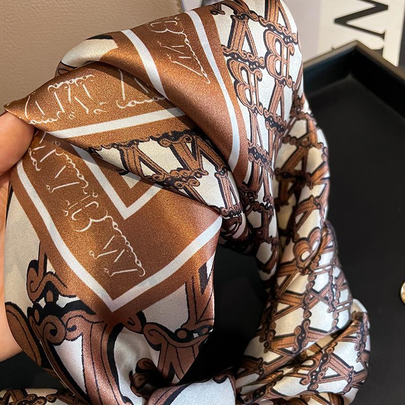 French Retro Letters Mulberry Silk Silk Scarf Decorative Scarf Hangzhou Silk Square Scarf Small Neck Scarf