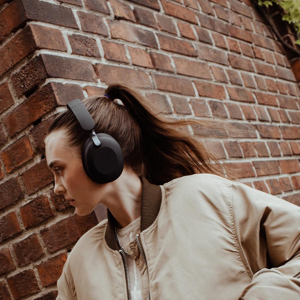 Беспроводные наушники SUDIO K2 Pro, совместимые с iOS и Android, с микрофоном, ANC шумоподавлением, легкие наушники (черный) (Блютуз 5.4 / / /