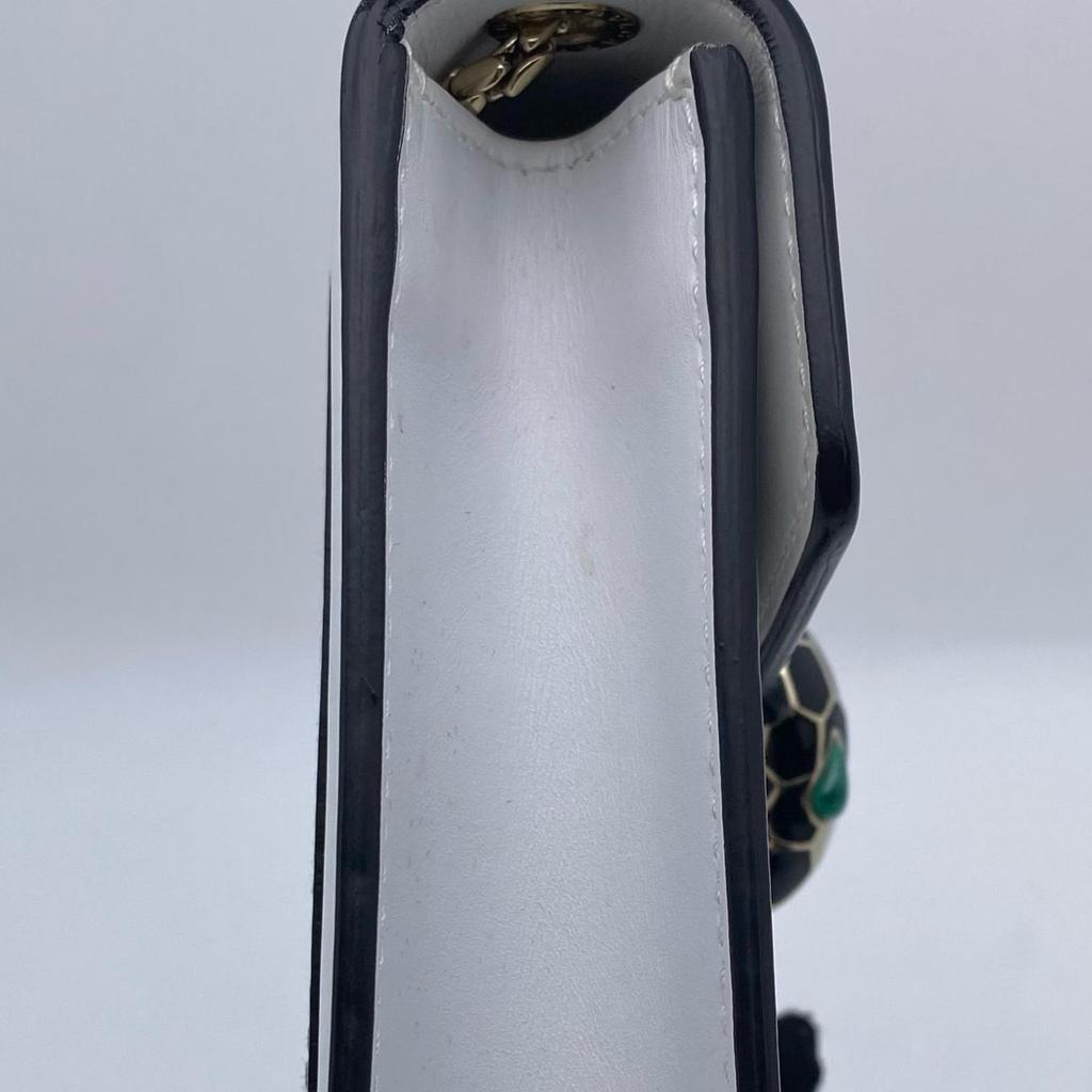 [Pre-Owned] Serpenti Forever Classic Snake Head Clasp Black And White Onyx Enamel Small Calfskin Chain Bag Crossbody Shoulder Bag - Very Good #1U7YLQQ