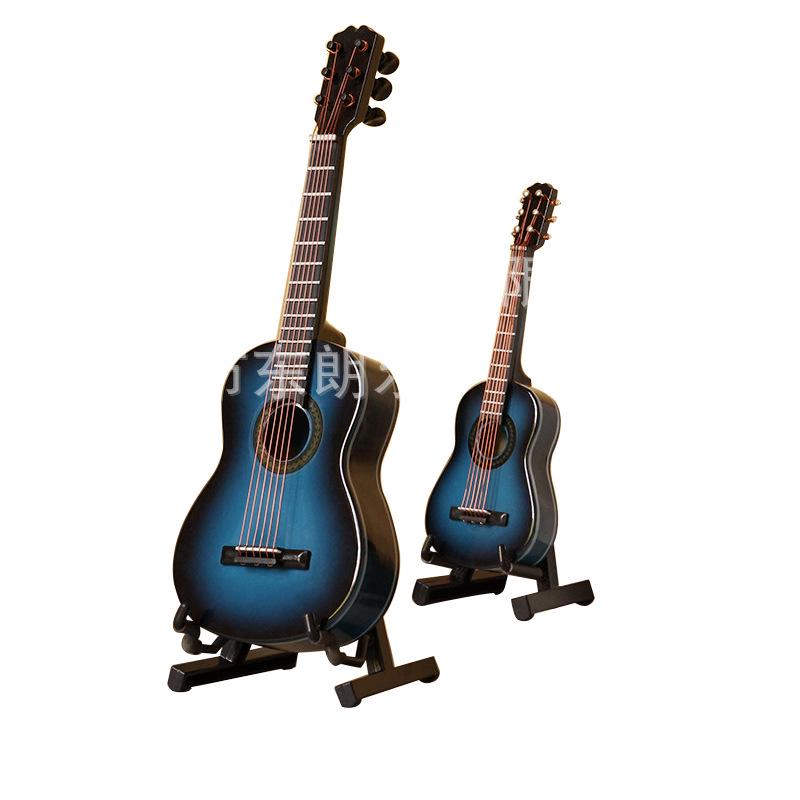 Миниатюрная фигурка классической гитары с вырезом - Народный кукольный инструмент для подарков на дни рождения, выпускные или Рождество для взрослых