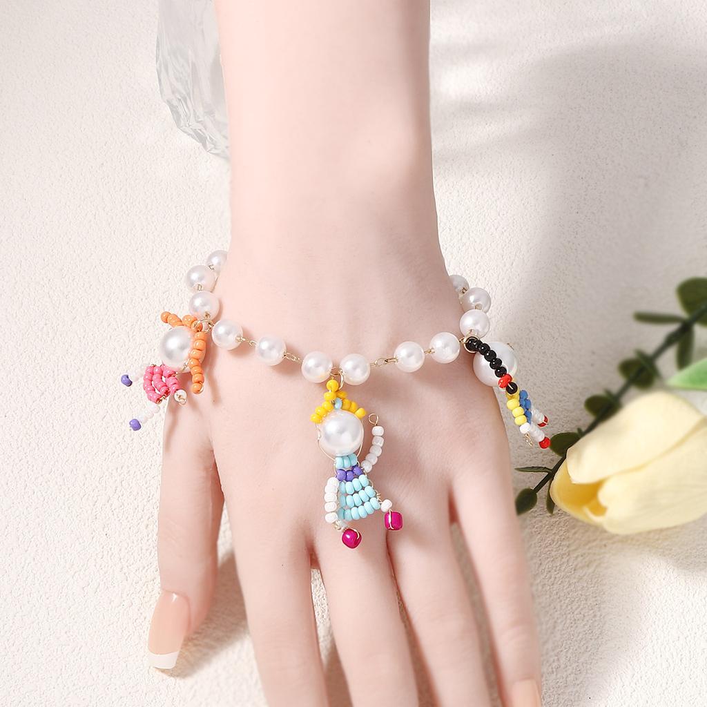 Summer new hand-woven beaded three-dimensional cartoon villain imitation pearl necklace bracelet set niche Qing new