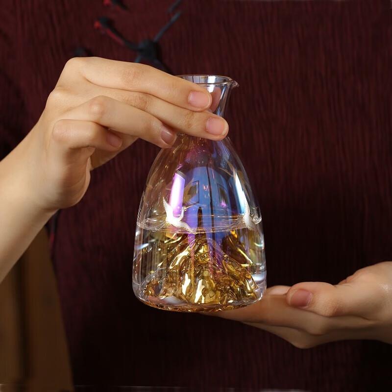 Gebaitang Jinshan Dazzling Arc Wine Set