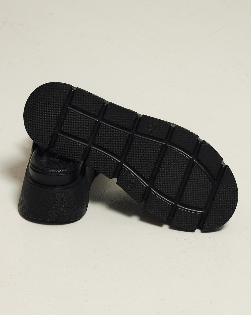 Шлепанцы на платформе Guero 39562 36 Черные кожа