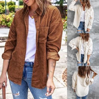 Женская осенне-зимняя однотонная куртка с карманом на пуговицах и длинными рукавами с лацканами