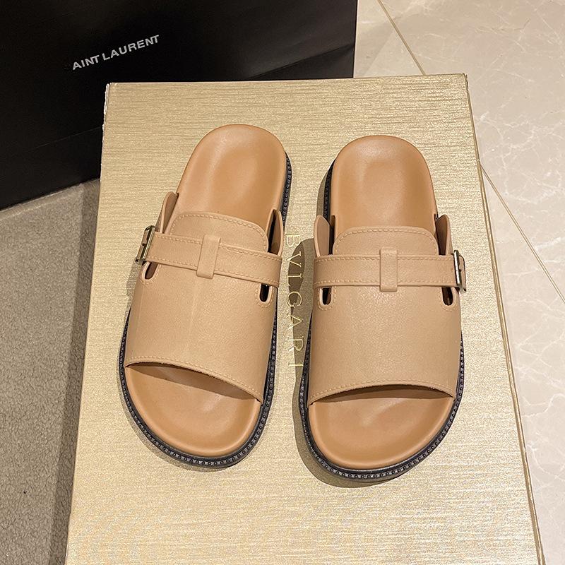 Шлепанцы на одно слово новые модные и простые на одно слово с летними прохладными шлепанцами удобные и универсальные женские модели