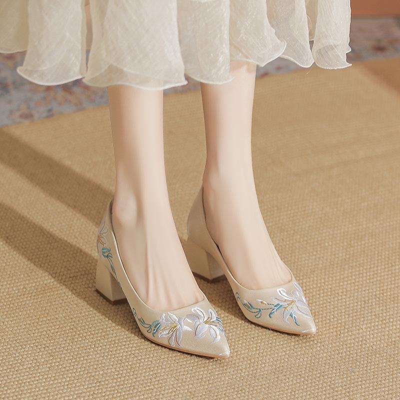 -Национальный стиль лилия новый китайский вышитый ципао туфли Свадебное платье Сюхэ двойной носки высокий каблук толстый каблук туфли Ханфу