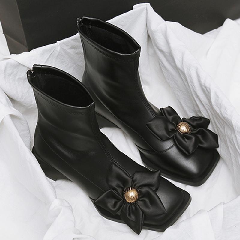 Цветочные женские ботильоны из кожи с квадратным носком и средним каблуком, дизайнерская обувь, новый бренд 2025 года, трендовая зимняя обувь на толстой подошве, женские ботинки