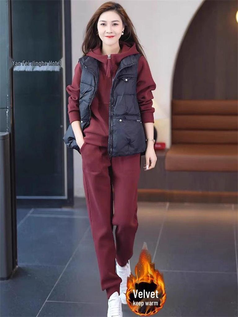 Женский спортивный костюм в стиле знаменитостей с флисовой подкладкой - Осень/Зима 2025 Комплект из двух предметов