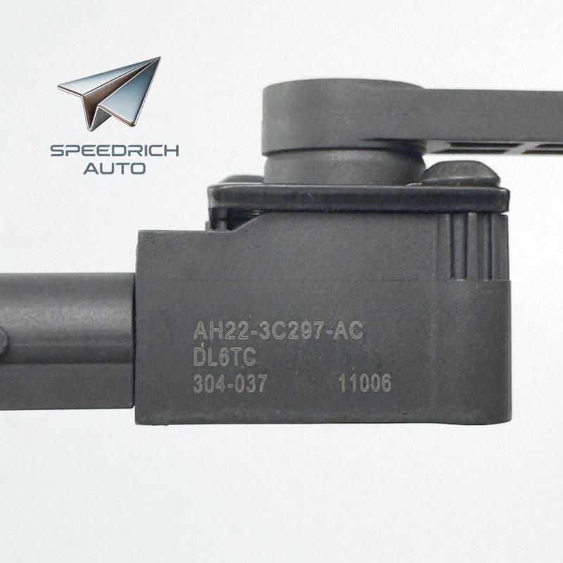 LR019137 LR020155 RQH500071 Vehicle Height Sensor for Land Rover Discovery 3 2005 - 2009 CLASSIC
