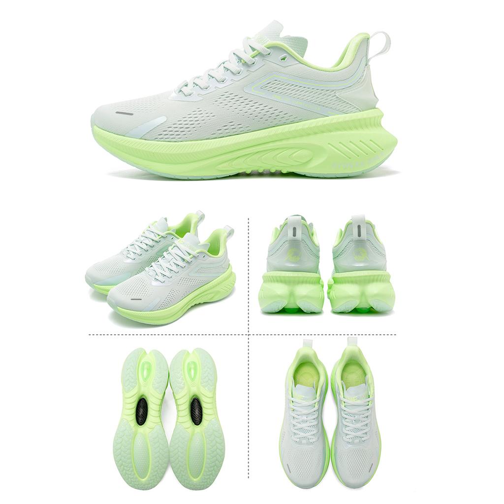 Мужские кроссовки ONEMIX на амортизирующей подошве