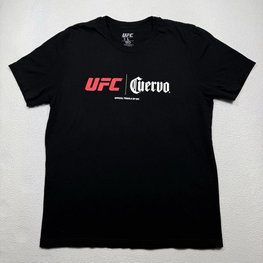 Официальная футболка UFC женская, коллаборация Jack Cuervo, размер L, в отличном состоянии (EUC)