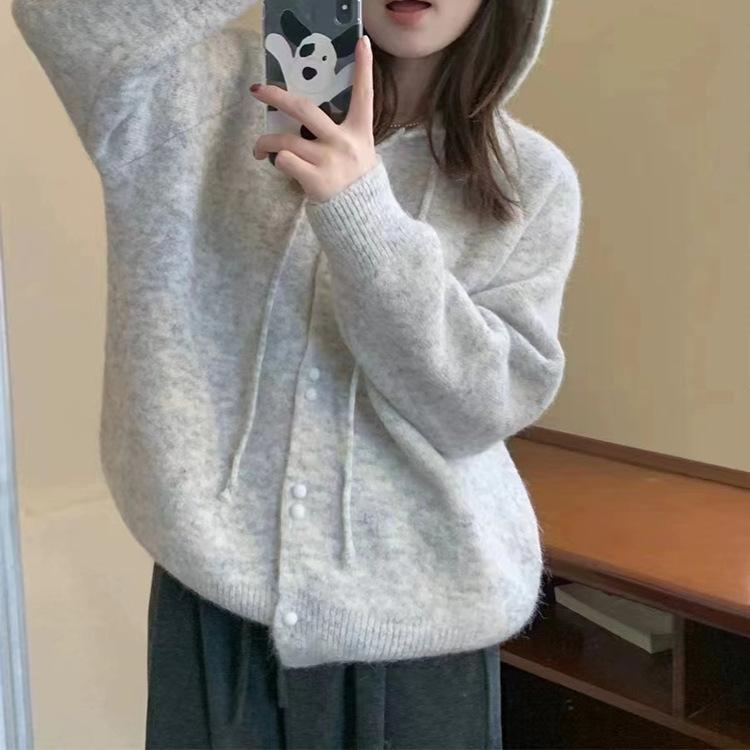 Женский осенне-зимний вязаный кардиган с капюшоном