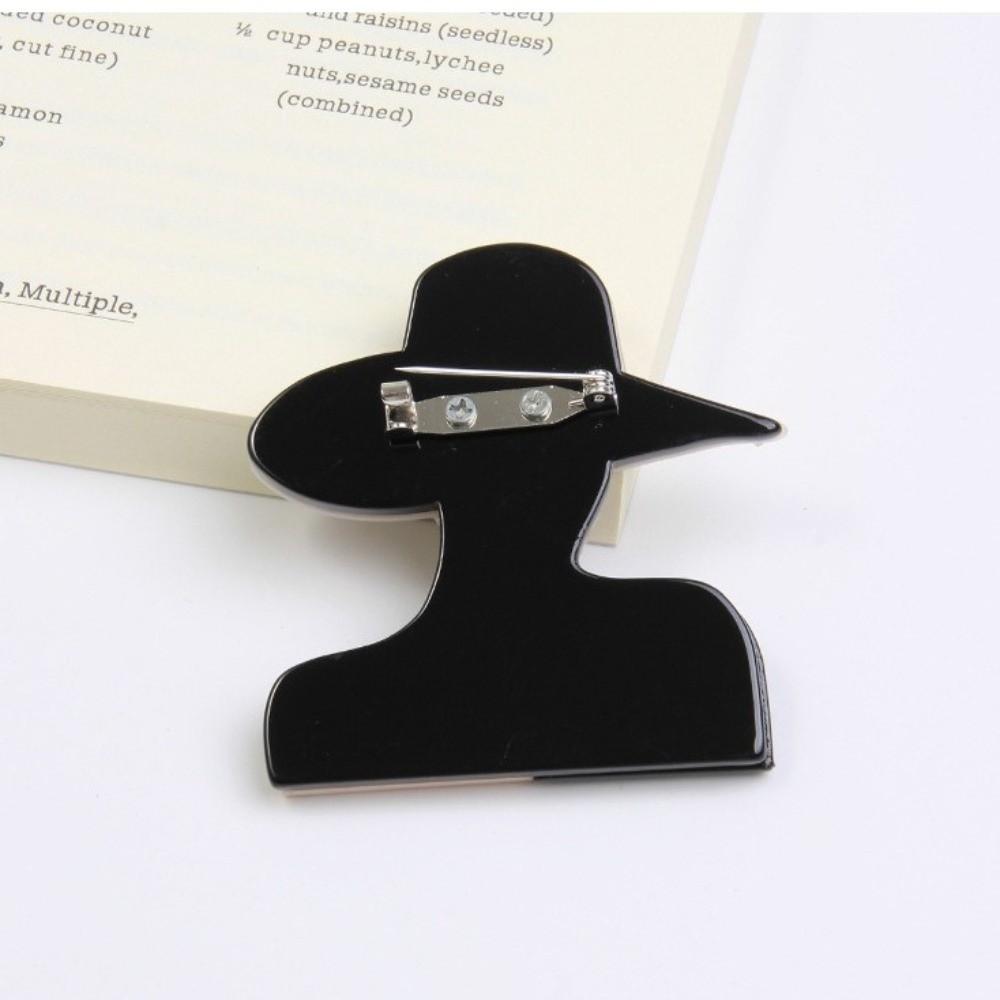Cartoon Women Portrait Pin Large Modern Girls Badge Lady with Hat Brooch Clothing Accessories