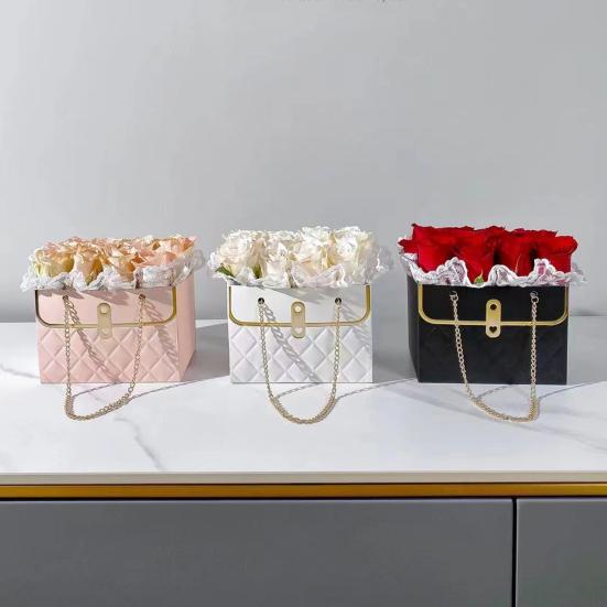 Flower Paper Gift Box with Metal Chain Bouquet Storage Bucket Small Florist Handbag Gift Craft Wrap Bag for Wedding Party Bridal Shower