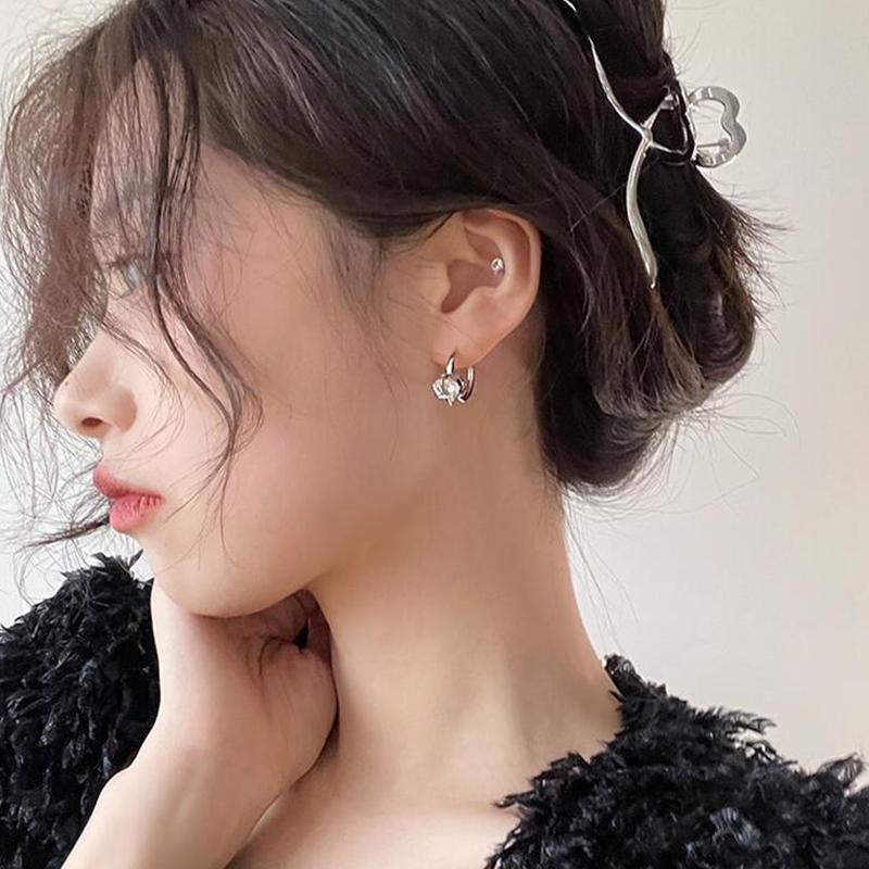 ANENJERY Блестящие серьги-гвоздики с цирконием в форме сердца для женщин, легкие роскошные нишевые дизайнерские корейские ювелирные изделия