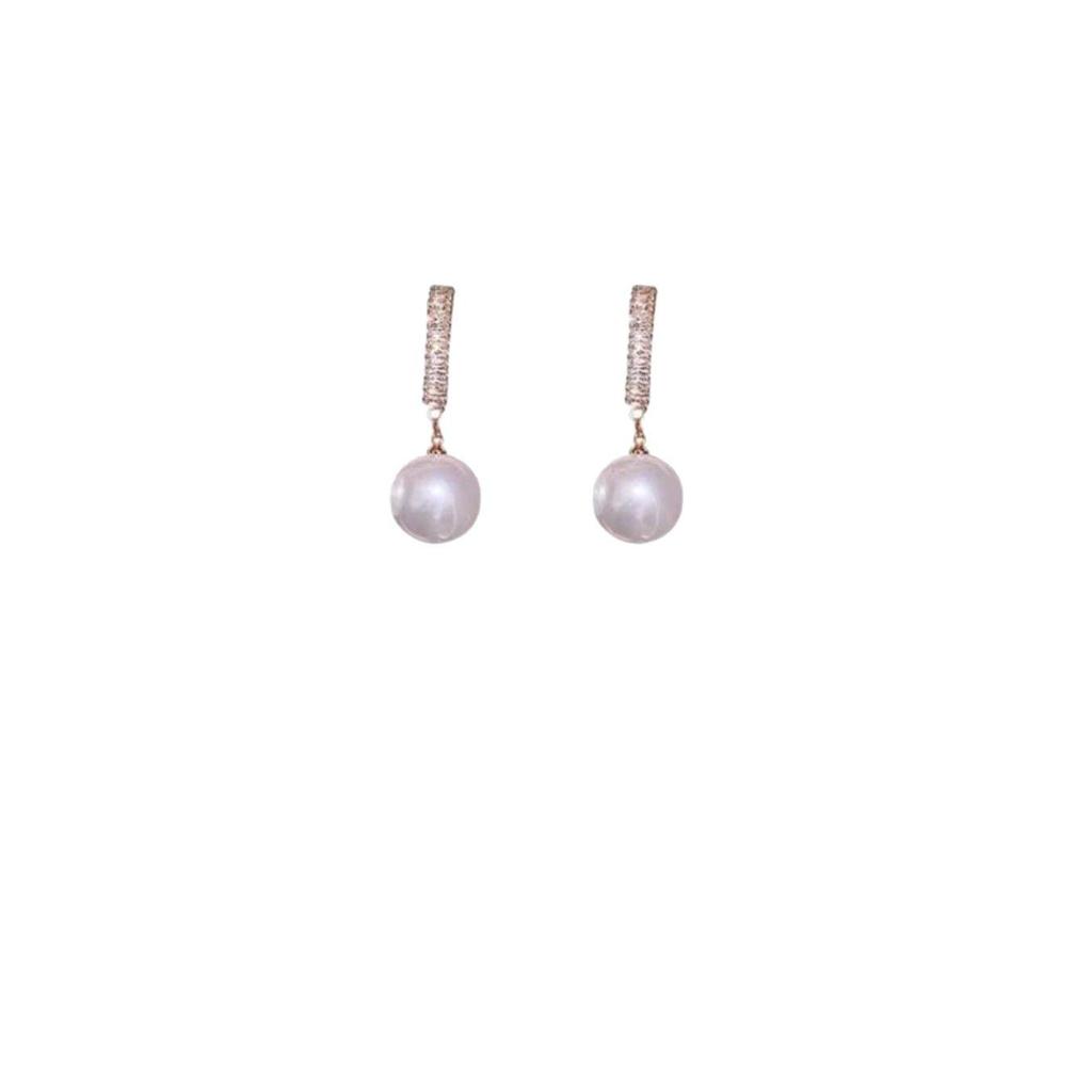 S925 Silver Large Pearl Earrings - Women's Fashionable Studs, Elegant High-End Light Luxury Style.