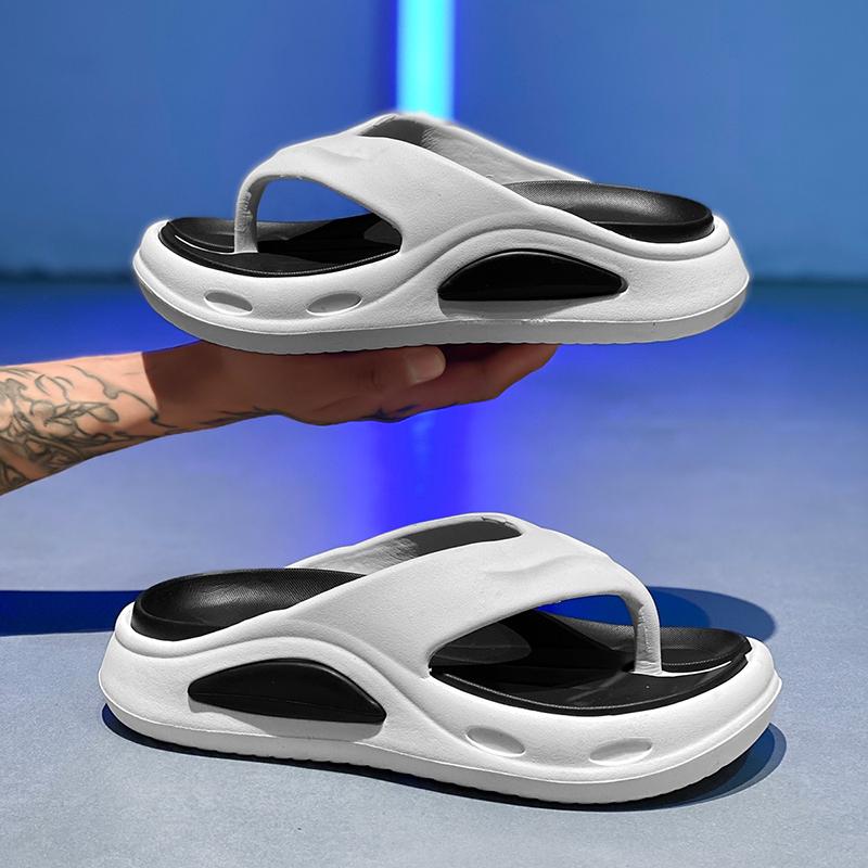 Fashion New Slipper For Men Outdoor Beach Summer Mans Casual Sandals Personality Platform Lightweight Non-slip Men's Shoe Young Fashion